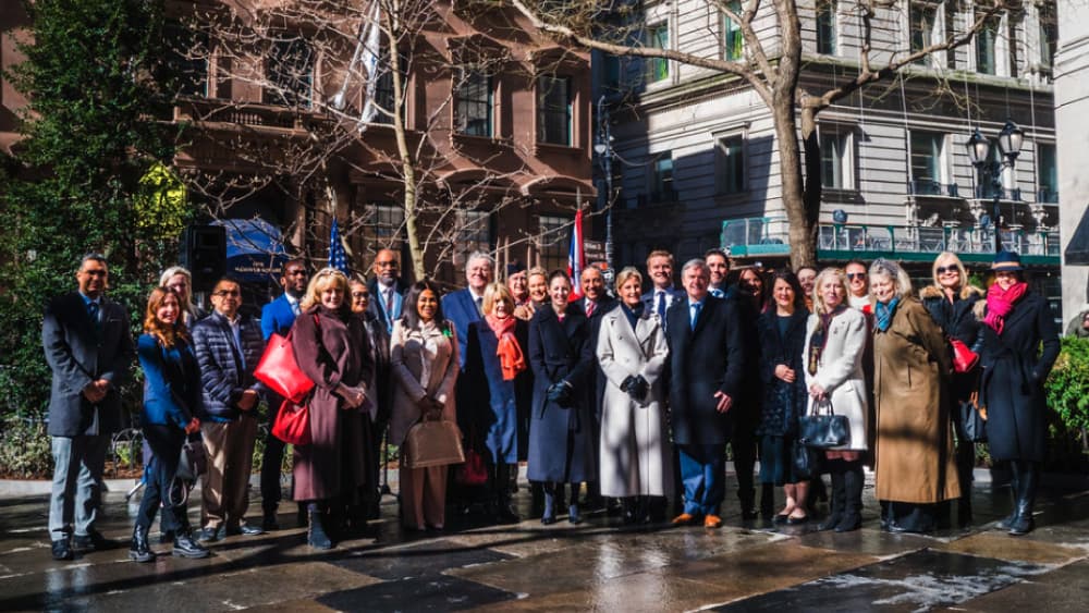 Princess Sophie with guests and board members at Hanover Square